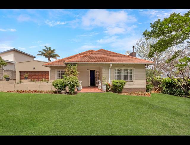3 BEDROOM HOUSE FOR SALE IN LINDEN